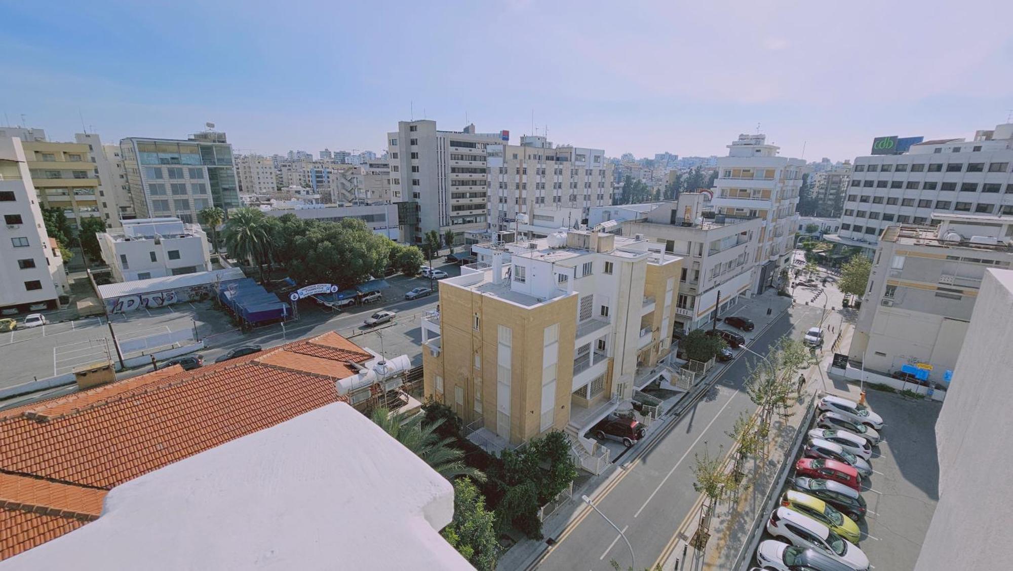 Stay Cosmo City Suites 니코시아 외부 사진