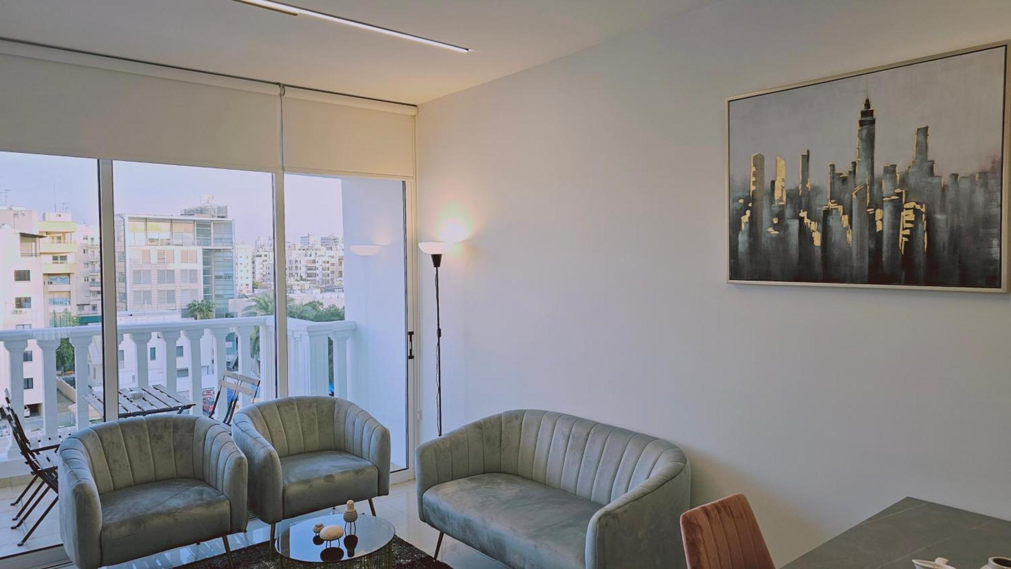 Stay Cosmo City Suites 니코시아 외부 사진